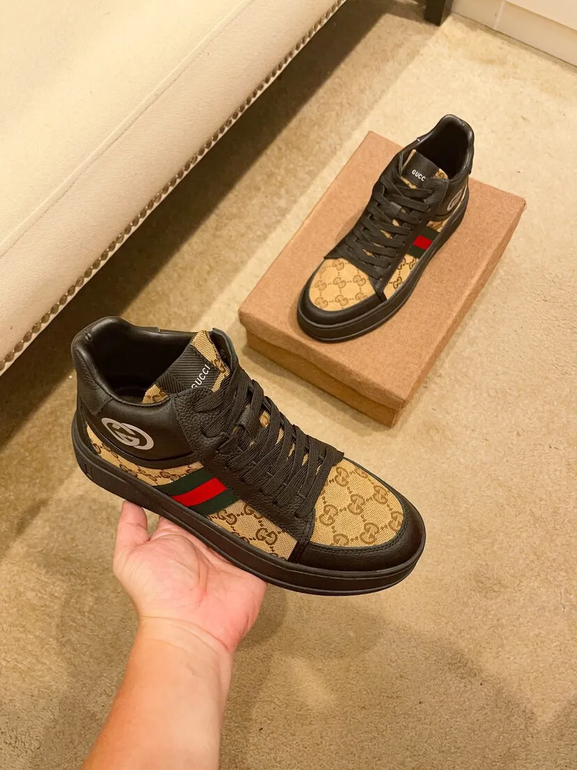Factory price 440 [Gucci] Gucci's latest high-top casual Korean-style men's shoes, brand new autumn and winter design, perfect workmanship, cabinet quality, upper: cowhide material, leather lining; soft and comfortable, rubber outsole ultra-light, wear-resistant, simple, versatile fashion men's shoes, color optional, size 38--44